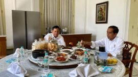 Menteri Pertahanan Prabowo Subianto makan siang bersama Presiden Joko Widodo di Istana Bogor. (Instagram.com/@prabowo)