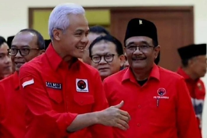 Ketua DPP PDI Perjuangan Djarot Saiful Hidayat bersama Gubernur Jawa Tengah Ganjar Pranowo. (instagram.com/@djarotsaifulhidayat)