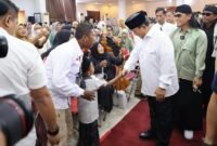 Menteri Pertahanan, Prabowo Subianto Menghadiri forum silaturahmi 'Sarapan Bareng 1000 Guru Ngaji Se-DIY' di Prima SR Hotel and Convention, Kabupaten Sleman. (Dok. Tim Media Prabowo Subianto) 
