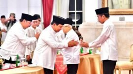Menteri Pertahanan RI Prabowo Subianto menghadiri acara buka puasa Ramadan 2024 bersama para menteri Kabinet Indonesia Maju. (Dok. Tim Media Prabowo)