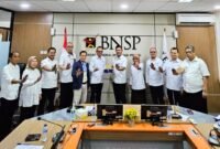 Foto : Pertemuan resmi antara Tim BNSP dan BNPT membahas strategi penyusunan dan implementasi Standar Kompetensi Kerja Khusus bagi Auditor Pelindungan Sarana dan Prasarana. (17/4/24). (Doc.Ist)