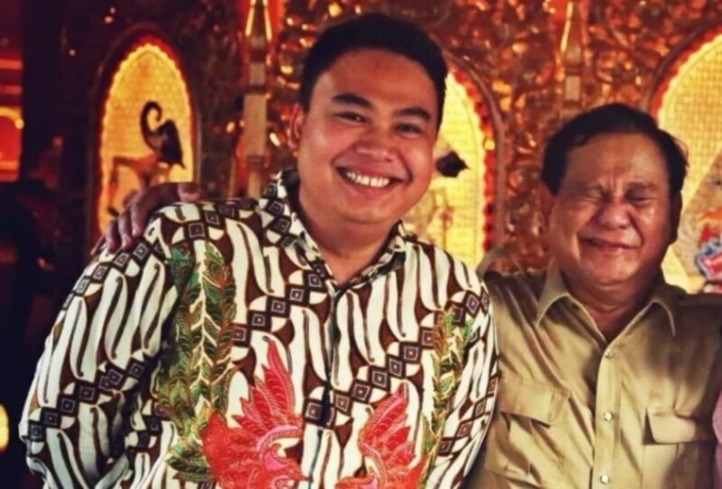 Angga Raka Prabowo bersama Prabowo Subianto. (Instagram.com/@anggarakaprabowo)