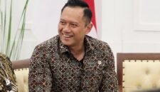 Menteri Koordinator Bidang Infrastruktur dan Pembangunan Kewilayahan sekaligus Ketua Umum Partai Demokrat Agus Harimurti Yudhoyono (AHY). (Facebook.com @Agus Yudhoyono)  