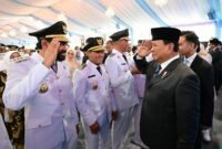 Presiden RI Prabowo Subianto dalam acara Pelantikan Kepala Daerah, Gubernur dan Walikota di Istana Negara, Jakarta. (Facebook.com @Setkab RI)

