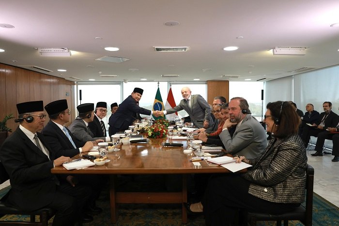 Presiden Republik Indonesia Prabowo Subianto di upacara penuh makna di halaman Istana Palácio do Planalto. (Dok. Tim Media Prabowo)